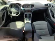 ✅ 2019 Hyundai Ioniq SEL • VIN: KMHC75LC3KU110818 • Лот: 85183245. Опубликован ранее на Copart с пробегом 158 095 миль. Бесплатный доступ к архиву аукционных продаж из США и подробный отчёт об истории автомобиля на DreamBid. Изображение 8.