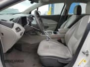 ✅ 2014 Chevrolet Volt • VIN: 1G1RD6E44EU171739 • Lot: 85050134. Wystawiony na Copart z przebiegiem 132 242 mil. Bezpłatny archiwum sprzedaży aukcyjnych z USA i szczegółowy raport historii pojazdu na DreamBid. Zdjęcie 7.