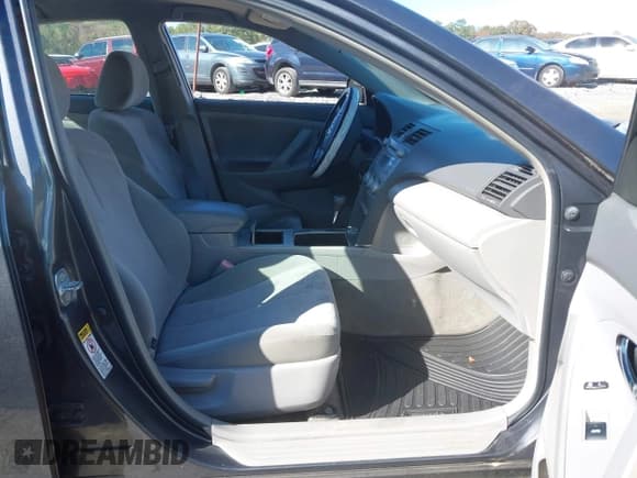 ✅ 2011 Toyota Camry LE • VIN: 4T1BF3EK2BU705411 • Лот: 43600473. Опубликован ранее на IAAI с пробегом 223 146 миль. Бесплатный доступ к архиву аукционных продаж из США и подробный отчёт об истории автомобиля на DreamBid. Изображение 5.