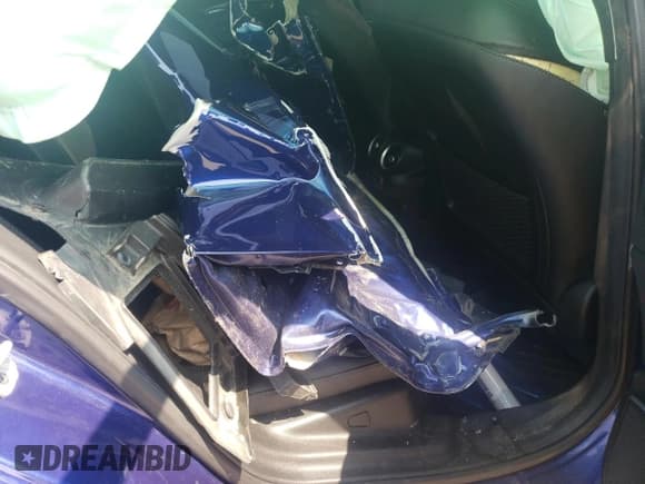 ✅ 2022 Alfa Romeo Giulia • VIN: ZARFANAN0N7652622 • Lot: 62861335. Wystawiony na Copart z przebiegiem Nie podano. Bezpłatny archiwum sprzedaży aukcyjnych z USA i szczegółowy raport historii pojazdu na DreamBid. Zdjęcie 12.