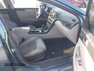 ✅ 2015 Hyundai Sonata Limited • VIN: 5NPE34AF7FH179687 • Лот: 43652809. Опубликован ранее на IAAI с пробегом 124 947 миль. Бесплатный доступ к архиву аукционных продаж из США и подробный отчёт об истории автомобиля на DreamBid. Изображение 5.