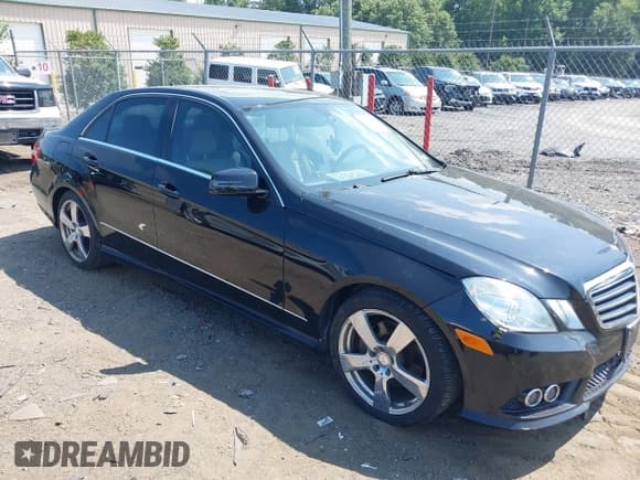 ✅ 2010 Mercedes-Benz E 350 Luxury • VIN: WDDHF8HB9AA224102 • Lot: 42858426. Listed on IAAI with 97,107 mi. Free auction sales archive from the USA and detailed vehicle history report at DreamBid. Image 1.