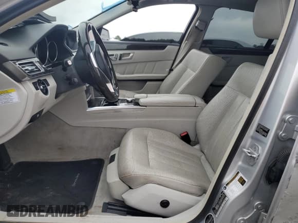 ✅ 2014 Mercedes-Benz E 350 Sport • VIN: WDDHF5KBXEA784675 • Лот: 69209005. Опубликован ранее на Copart с пробегом 125 375 миль. Бесплатный доступ к архиву аукционных продаж из США и подробный отчёт об истории автомобиля на DreamBid. Изображение 7.