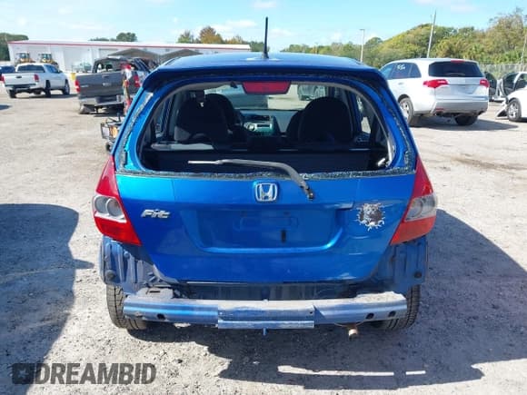 ✅ 2008 Honda Fit Sport • VIN: JHMGD38678S016076 • Lot: 43665453. Wystawiony na IAAI z przebiegiem 161 034 mil. Bezpłatny archiwum sprzedaży aukcyjnych z USA i szczegółowy raport historii pojazdu na DreamBid. Zdjęcie 17.