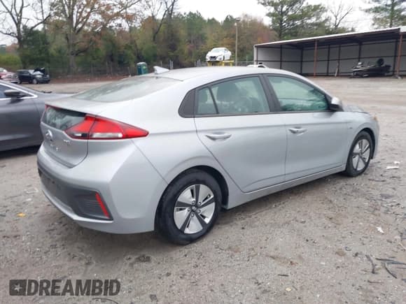 ✅ 2020 Hyundai Ioniq Blue • VIN: KMHC65LC2LU225981 • Lot: 40965219. Wystawiony na IAAI z przebiegiem 55 000 mil. Bezpłatny archiwum sprzedaży aukcyjnych z USA i szczegółowy raport historii pojazdu na DreamBid. Zdjęcie 4.