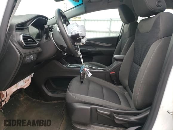 ✅ 2023 Chevrolet Bolt EV 1LT • VIN: 1G1FW6S04P4101868 • Lot: 65900244. Wystawiony na Copart z przebiegiem 15 989 mil. Bezpłatny archiwum sprzedaży aukcyjnych z USA i szczegółowy raport historii pojazdu na DreamBid. Zdjęcie 7.