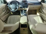 ✅ 2015 BMW 3 Series 328i • VIN: WBA3A5C50FF607985 • Lot: 86839955. Wystawiony na Copart z przebiegiem 88 815 mil. Bezpłatny archiwum sprzedaży aukcyjnych z USA i szczegółowy raport historii pojazdu na DreamBid. Zdjęcie 8.