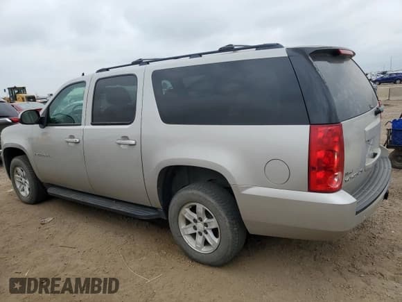✅ 2009 GMC Yukon XL SLE 3SB • VIN: 1GKFK26339R207948 • Lot: 66017405. Listed on Copart with 215,141 mi. Free auction sales archive from the USA and detailed vehicle history report at DreamBid. Image 2.
