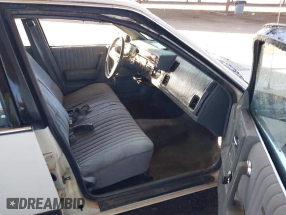 ✅ 1989 Chevrolet Celebrity • VIN: 1G1AW81W1K6142189 • Лот: 41816143. Опубликован ранее на IAAI с пробегом 141 081 миль. Бесплатный доступ к архиву аукционных продаж из США и подробный отчёт об истории автомобиля на DreamBid. Изображение 5.