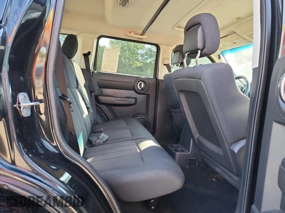 ✅ 2011 Dodge Nitro Heat • VIN: 1D4PT4GK3BW604925 • Lot: 86073965. Listed on Copart with 161,696 mi. Free auction sales archive from the USA and detailed vehicle history report at DreamBid. Image 11.