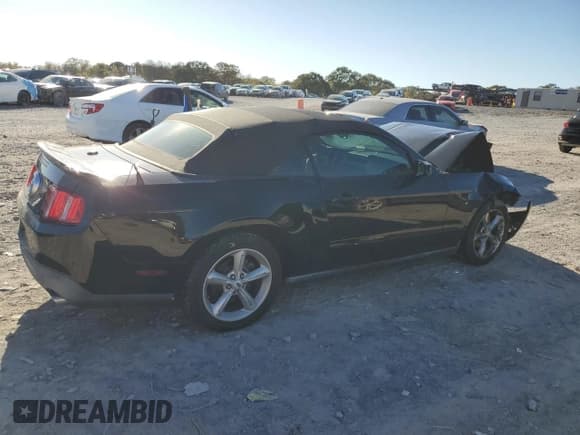 ✅ 2012 Ford Mustang Premium • VIN: 1ZVBP8EM0C5222296 • Лот: 87305845. Опубликован ранее на Copart с пробегом 72 062 миль. Бесплатный доступ к архиву аукционных продаж из США и подробный отчёт об истории автомобиля на DreamBid. Изображение 3.