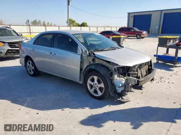 ✅ 2012 Toyota Corolla LE • VIN: 2T1BU4EEXCC913173 • Lot: 91587185. Listed on Copart with 105,827 mi. Free auction sales archive from the USA and detailed vehicle history report at DreamBid. Image 4.