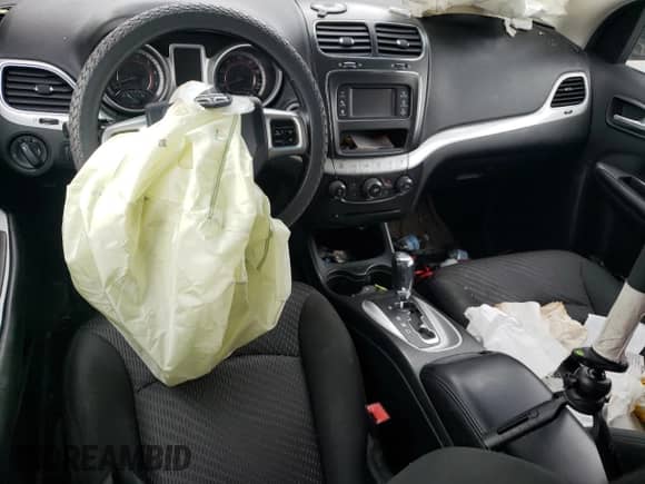 2012 Dodge Journey American Value z VIN 3C4PDCAB4CT146025, wystawiony jako Copart lot #81183785 z przebiegiem 166 921 mil mil oraz Szkoda całkowita • Salvage title. Historia ofert i sprzedaży dostępna na DreamBid. Obrazek 8.