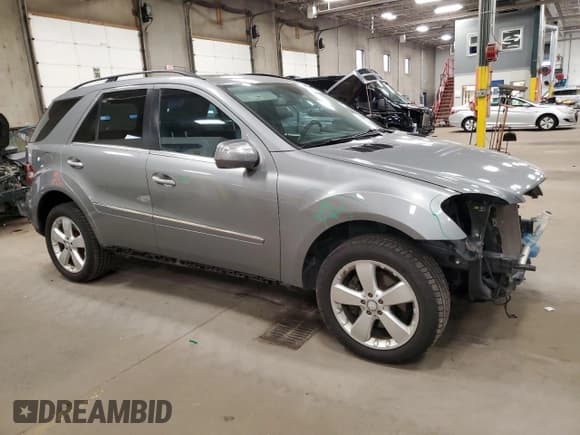 ✅ 2010 Mercedes-Benz M 350 • VIN: 4JGBB8GB0AA614269 • Лот: 90852935. Опубликован ранее на Copart с пробегом 112 971 миль. Бесплатный доступ к архиву аукционных продаж из США и подробный отчёт об истории автомобиля на DreamBid. Изображение 4.