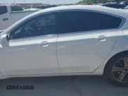 ✅ 2013 Acura TL Advance • VIN: 19UUA8F76DA003097 • Lot: 42010695. Wystawiony na IAAI z przebiegiem 186 837 mil. Bezpłatny archiwum sprzedaży aukcyjnych z USA i szczegółowy raport historii pojazdu na DreamBid. Zdjęcie 14.
