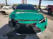 2024 Lexus IS 300 z VIN JTHDA1D23R5130806, wystawiony jako Copart lot #66090145 z przebiegiem 16 064 mil mil oraz Nie do naprawy • Non repairable. Historia ofert i sprzedaży dostępna na DreamBid. Obrazek 5.