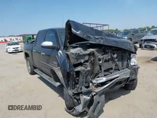 2010 Chevrolet Silverado 1500 LT with VIN 3GCRCSE08AG176889, listed as a IAAI auction lot 43084529 with 151,615 mi miles and . Bid and sale history available at DreamBid. Image 1.