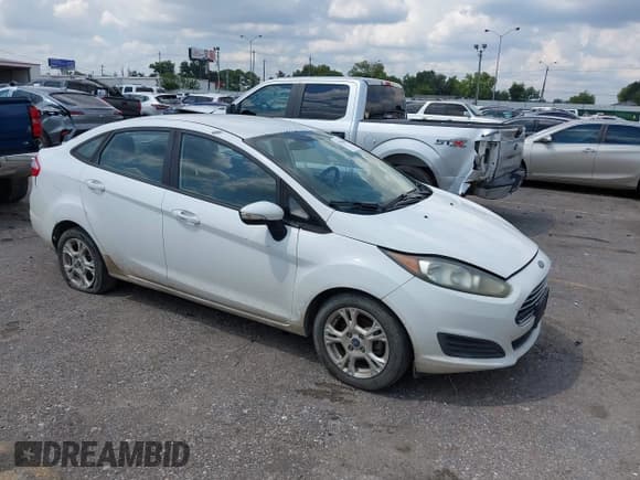 ✅ 2015 Ford Fiesta SE • VIN: 3FADP4BJ6FM198606 • Lot: 43130690. Listed on IAAI with 193,093 mi. Free auction sales archive from the USA and detailed vehicle history report at DreamBid. Image 1.