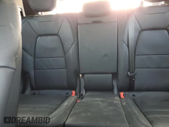 ✅ 2024 Porsche Cayenne • VIN: WP1AA2AY7RDA03399 • Lot: 42403415. Listed on Copart with 24,319 mi. Free auction sales archive from the USA and detailed vehicle history report at DreamBid. Image 10.