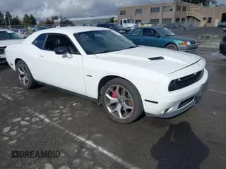 ✅ 2015 Dodge Challenger R/T Plus • VIN: 2C3CDZBT4FH783278 • Lot: 40836805. Wystawiony na IAAI z przebiegiem 186 948 mil. Bezpłatny archiwum sprzedaży aukcyjnych z USA i szczegółowy raport historii pojazdu na DreamBid. Zdjęcie 1.