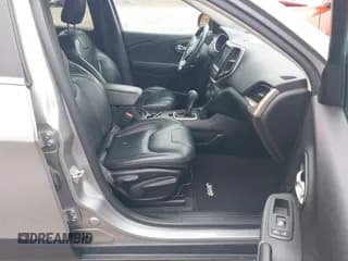 ✅ 2016 Jeep Cherokee Limited • VIN: 1C4PJMDB4GW321030 • Lot: 43506326. Wystawiony na IAAI z przebiegiem 140 319 mil. Bezpłatny archiwum sprzedaży aukcyjnych z USA i szczegółowy raport historii pojazdu na DreamBid. Zdjęcie 5.