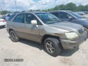 ✅ 2002 Lexus RX 300 • VIN: JTJGF10U520142334 • Lot: 42969395. Wystawiony na IAAI z przebiegiem 309 271 mil. Bezpłatny archiwum sprzedaży aukcyjnych z USA i szczegółowy raport historii pojazdu na DreamBid. Zdjęcie 1.