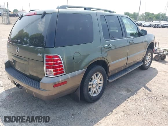 ✅ 2004 Mercury Mountaineer • VIN: 4M2ZU86E44ZJ51190 • Лот: 42469657. Опубликован ранее на IAAI с пробегом 128 784 миль. Бесплатный доступ к архиву аукционных продаж из США и подробный отчёт об истории автомобиля на DreamBid. Изображение 4.