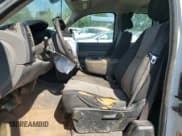 ✅ 2009 Chevrolet Silverado 1500 Work Truck • VIN: 1GCEC19029Z254145 • Lot: 62017835. Wystawiony na Copart z przebiegiem Nie podano. Bezpłatny archiwum sprzedaży aukcyjnych z USA i szczegółowy raport historii pojazdu na DreamBid. Zdjęcie 7.