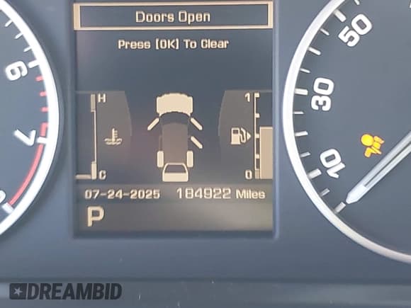 ✅ 2011 Land Rover Range Rover Sport HSE Lux • VIN: SALSK2D41BA711966 • Lot: 42825979. Listed on IAAI with 184,922 mi. Free auction sales archive from the USA and detailed vehicle history report at DreamBid. Image 16.