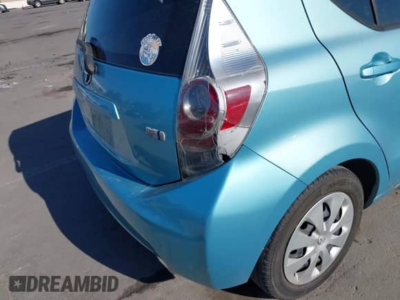 2012 Toyota Prius Two с VIN JTDKDTB39C1028495, выставлен на аукционе IAAI как лот 43604453 с пробегом 158 717 миль миль и . История ставок и продаж доступна на DreamBid. Изображение 13.