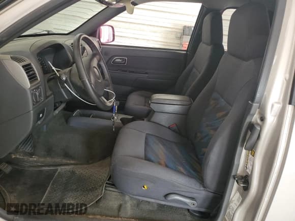 ✅ 2004 Chevrolet Colorado LS Z71 • VIN: 1GCDT196048144855 • Лот: 65915175. Опубликован ранее на Copart с пробегом 95 624 миль. Бесплатный доступ к архиву аукционных продаж из США и подробный отчёт об истории автомобиля на DreamBid. Изображение 7.