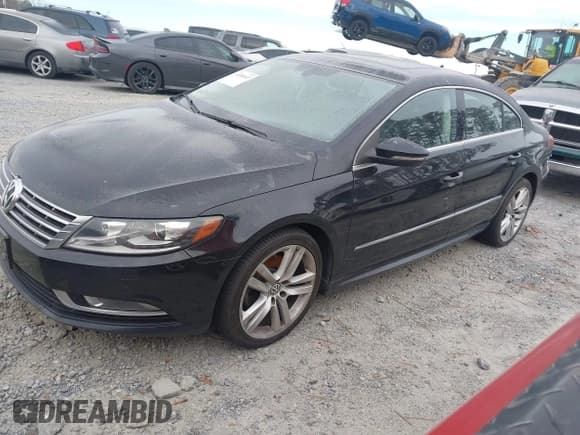 ✅ 2014 Volkswagen CC Executive • VIN: WVWRP7AN3EE537770 • Lot: 41385247. Listed on IAAI with 135,069 mi. Free auction sales archive from the USA and detailed vehicle history report at DreamBid. Image 2.