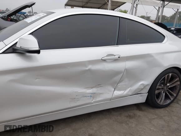 ✅ 2016 BMW 4 Series 428i • VIN: WBA3N7C54GK226326 • Лот: 42138355. Опубликован ранее на IAAI с пробегом 80 137 миль. Бесплатный доступ к архиву аукционных продаж из США и подробный отчёт об истории автомобиля на DreamBid. Изображение 6.