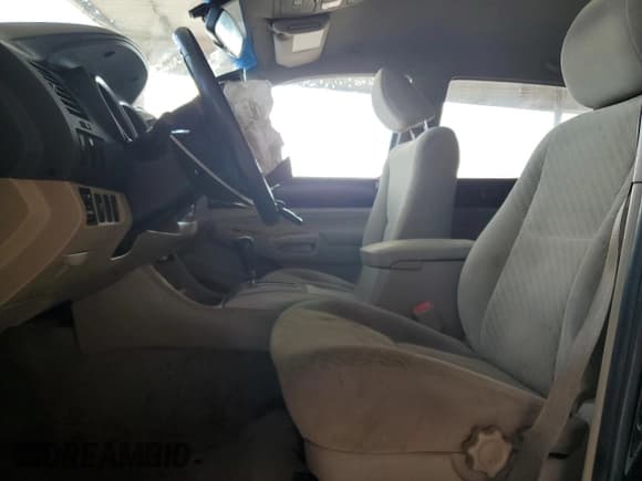 ✅ 2011 Toyota Tacoma • VIN: 3TMLU4EN5BM062586 • Lot: 85114245. Wystawiony na Copart z przebiegiem 117 301 mil. Bezpłatny archiwum sprzedaży aukcyjnych z USA i szczegółowy raport historii pojazdu na DreamBid. Zdjęcie 7.