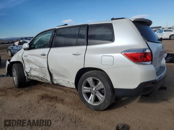 ✅ 2013 Toyota Highlander Limited • VIN: 5TDDK3EHXDS186712 • Lot: 92246175. Listed on Copart with 169,368 mi. Free auction sales archive from the USA and detailed vehicle history report at DreamBid. Image 2.