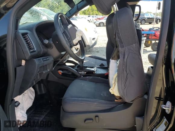 ✅ 2023 Nissan Frontier SV • VIN: 1N6ED1EJ7PN630402 • Lot: 57339595. Wystawiony na Copart z przebiegiem 35 876 mil. Bezpłatny archiwum sprzedaży aukcyjnych z USA i szczegółowy raport historii pojazdu na DreamBid. Zdjęcie 7.