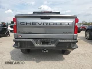 ✅ 2021 Chevrolet Silverado 1500 Custom Trail Boss • VIN: 1GCPYCEH1MZ358572 • Lot: 72388754. Wystawiony na Copart z przebiegiem 46 590 mil. Bezpłatny archiwum sprzedaży aukcyjnych z USA i szczegółowy raport historii pojazdu na DreamBid. Zdjęcie 6.