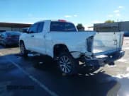 ✅ 2015 Toyota Tundra SR5 • VIN: 5TFRY5F11FX185558 • Lot: 43726672. Wystawiony na IAAI z przebiegiem 233 510 mil. Bezpłatny archiwum sprzedaży aukcyjnych z USA i szczegółowy raport historii pojazdu na DreamBid. Zdjęcie 3.