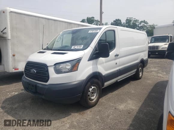 ✅ 2017 Ford Transit • VIN: 1FTYE1ZM3HKA23045 • Лот: 60778705. Опубликован ранее на Copart с пробегом 67 108 миль. Бесплатный доступ к архиву аукционных продаж из США и подробный отчёт об истории автомобиля на DreamBid. Изображение 1.