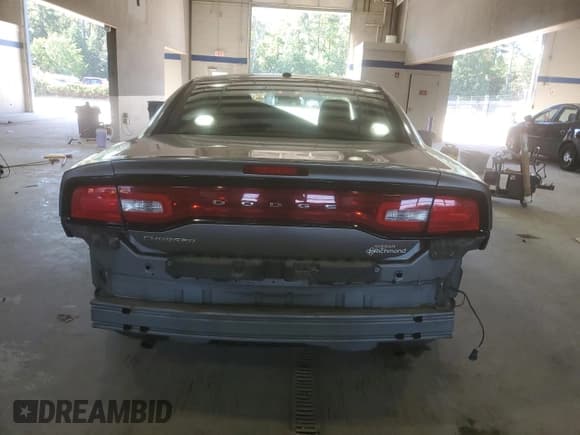 ✅ 2011 Dodge Charger Rallye • VIN: 2B3CL3CG7BH597355 • Лот: 70830125. Опубликован ранее на Copart с пробегом 196 196 миль. Бесплатный доступ к архиву аукционных продаж из США и подробный отчёт об истории автомобиля на DreamBid. Изображение 6.