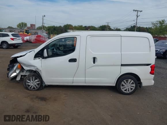 ✅ 2018 Nissan NV200 S • VIN: 3N6CM0KN5JK695111 • Lot: 43328398. Listed on IAAI with 129,751 mi. Free auction sales archive from the USA and detailed vehicle history report at DreamBid. Image 14.