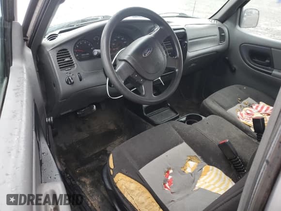 ✅ 2005 Ford Ranger XL • VIN: 1FTYR15E85PB08299 • Lot: 92458515. Wystawiony na Copart z przebiegiem 194 151 mil. Bezpłatny archiwum sprzedaży aukcyjnych z USA i szczegółowy raport historii pojazdu na DreamBid. Zdjęcie 8.