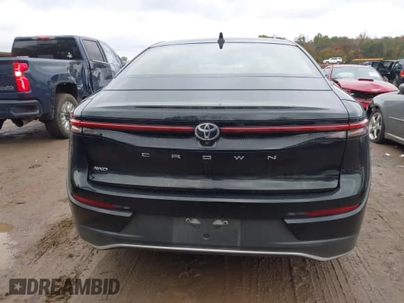 ✅ 2023 Toyota Crown XLE • VIN: JTDAAAAF0P3003113 • Лот: 43549668. Опубликован ранее на IAAI с пробегом 57 704 миль. Бесплатный доступ к архиву аукционных продаж из США и подробный отчёт об истории автомобиля на DreamBid. Изображение 16.