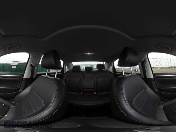 ✅ 2017 Volkswagen Passat SE • VIN: 1VWGT7A37HC063658 • Лот: 43119635. Опубликован ранее на IAAI с пробегом 95 974 миль. Бесплатный доступ к архиву аукционных продаж из США и подробный отчёт об истории автомобиля на DreamBid. Изображение 19.