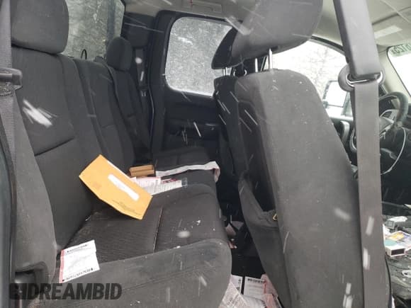 ✅ 2007 Chevrolet Silverado 2500HD Work Truck • VIN: 1GCHK29K27E599610 • Лот: 87876125. Опубликован ранее на Copart с пробегом 186 071 миль. Бесплатный доступ к архиву аукционных продаж из США и подробный отчёт об истории автомобиля на DreamBid. Изображение 10.