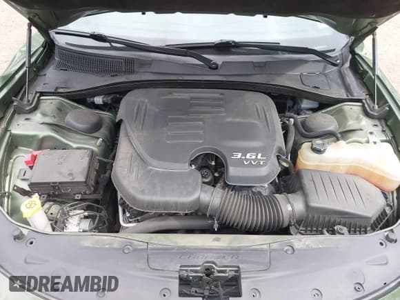 ✅ 2022 Dodge Charger GT • VIN: 2C3CDXHG6NH213277 • Lot: 42446591. Wystawiony na IAAI z przebiegiem 53 866 mil. Bezpłatny archiwum sprzedaży aukcyjnych z USA i szczegółowy raport historii pojazdu na DreamBid. Zdjęcie 10.