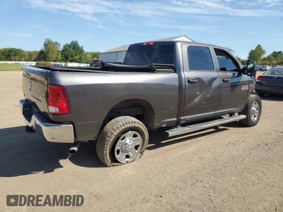 ✅ 2018 Ram 2500 Tradesman • VIN: 3C6UR5CJ6JG388011 • Lot: 80333135. Listed on Copart with 90,662 mi. Free auction sales archive from the USA and detailed vehicle history report at DreamBid. Image 3.