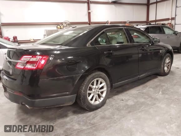 ✅ 2013 Ford Taurus SE • VIN: 1FAHP2D8XDG172565 • Лот: 43727140. Опубликован ранее на IAAI с пробегом 154 168 миль. Бесплатный доступ к архиву аукционных продаж из США и подробный отчёт об истории автомобиля на DreamBid. Изображение 4.