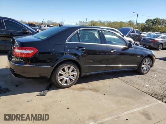 ✅ 2012 Mercedes-Benz E 350 Sport • VIN: WDDHF8JB1CA636138 • Lot: 82596935. Wystawiony na Copart z przebiegiem 90 657 mil. Bezpłatny archiwum sprzedaży aukcyjnych z USA i szczegółowy raport historii pojazdu na DreamBid. Zdjęcie 3.