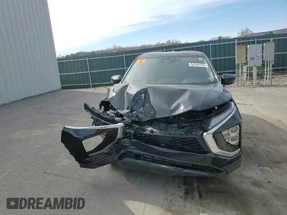 ✅ 2024 Mitsubishi Eclipse Cross ES • VIN: JA4ATUAA2RZ005262 • Лот: 54144135. Опубликован ранее на Copart с пробегом 25 660 миль. Бесплатный доступ к архиву аукционных продаж из США и подробный отчёт об истории автомобиля на DreamBid. Изображение 14.
